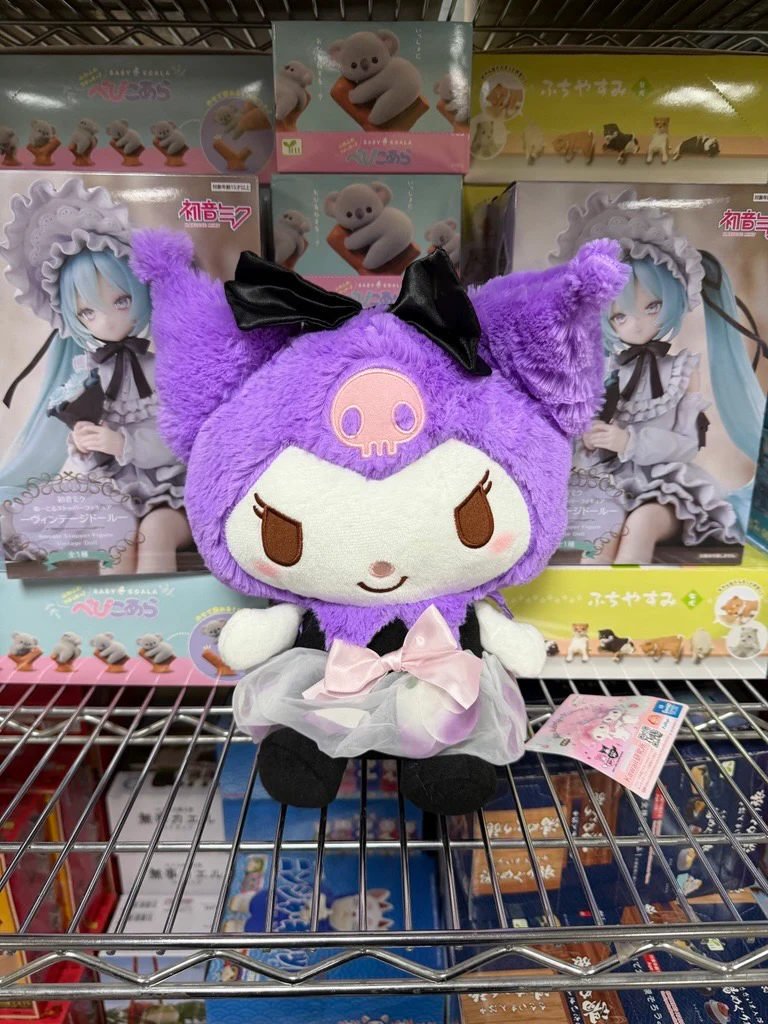 (C#68) (Sold as Half Case of 21) Furyu FR19234 Sanrio My Melody (8) & Kuromi (13) Black Flower - In Dress BIG Plush, 11" - Image 6