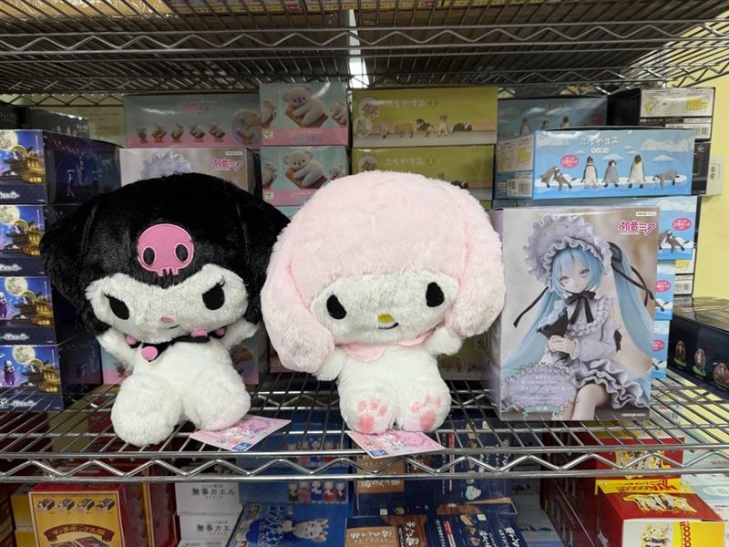 (C#70) (Sold as Half Case of 20) Furyu FR19795 Sanrio My Melody & Kuromi Tightly Held Ears BIG Plush - My Melody (9) / Kuromi (11), 10.6" - Image 3